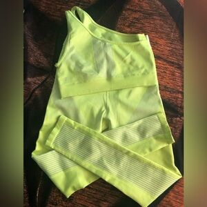2 Pc Workout Bra & Leggings